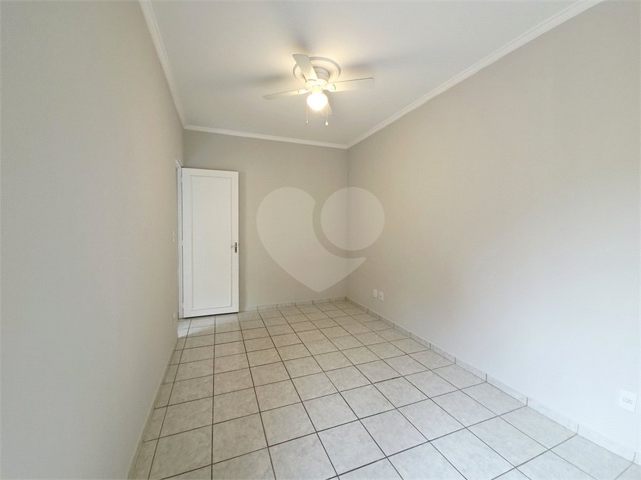 Casa à venda com 3 quartos, sendo 1 suíte, no condomínio Parque das Árvores, Sorocaba - SP