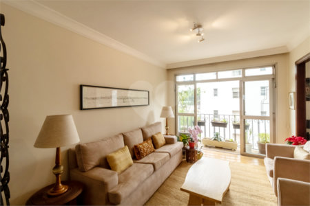 Apartamento à venda com 3 quartos, sendo 2 suítes, em Alto da Boa Vista, São Paulo, SP