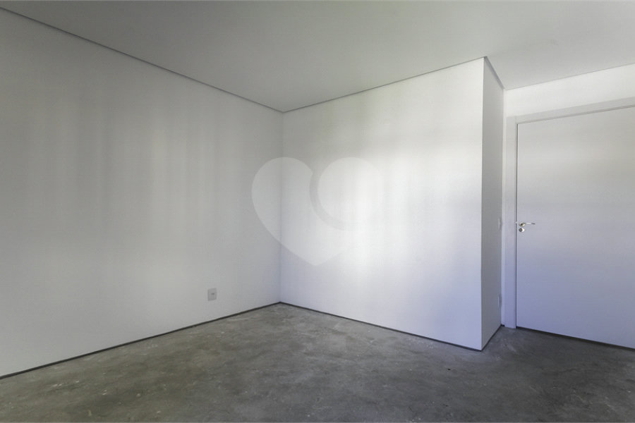 Apartamento à venda com 4 quartos, sendo 3 suítes, em Perdizes, São Paulo, SP