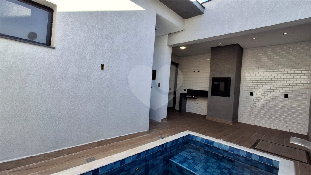 Casa à venda com 3 quartos, sendo 1 suíte,  no condomínio Horto Florestal 1, Sorocaba - SP