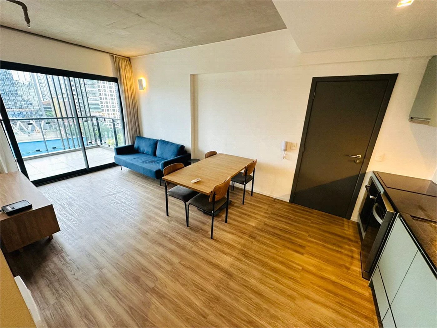Apartamento para alugar com 1 suíte em Pinheiros, São Paulo, SP
