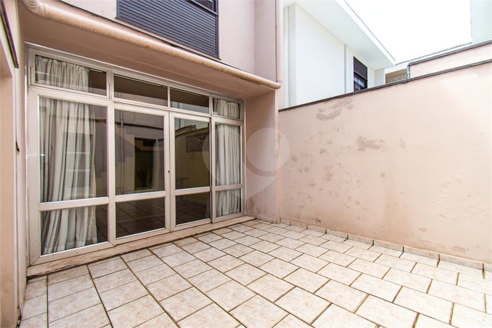 Casa à venda com 3 quartos, sendo 1 suíte, em Brooklin, São Paulo, SP