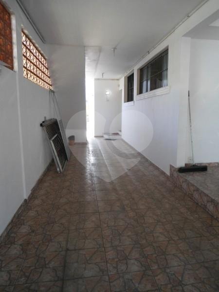 Casa à venda com 3 quartos, sendo 1 suíte, em Jardim Oriental, São Paulo, SP
