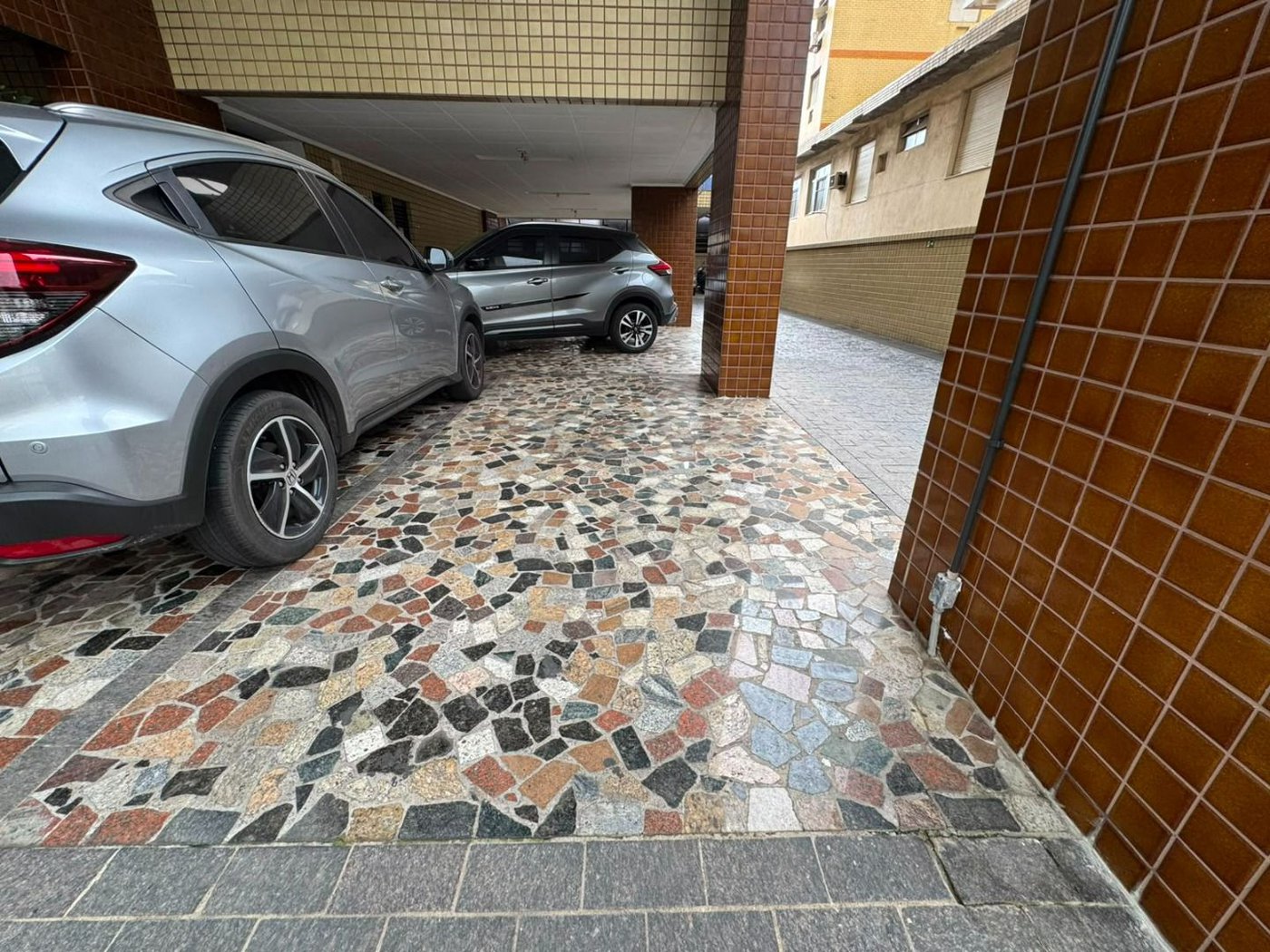 Apartamento com 3 dormitórios à venda, 103 m² por R$ 765.000,00 - Embaré - Santos/SP