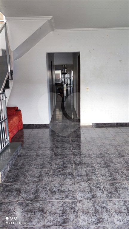 Sobrado à venda com 5 quartos, sendo 3 suítes, em Vila Campestre, São Paulo, SP