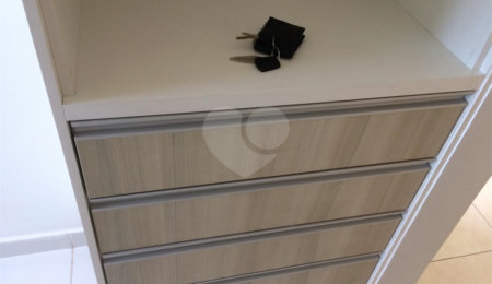 Apartamento à venda com 3 quartos, sendo 1 suíte, em Parque Morumbi, Votorantim, SP