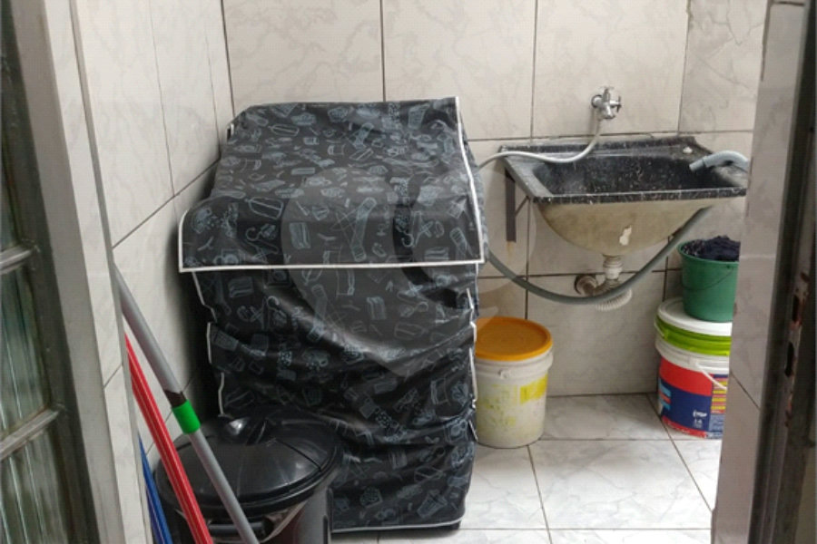 Sobrado à venda com 2 quartos em Tremembé, São Paulo, SP