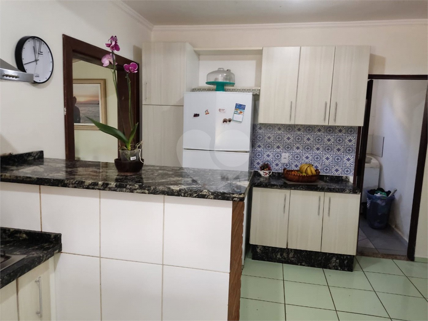Casa à venda com 3 quartos, sendo 2 suítes, no condomínio Residencial Jardim Lago da Cantareira, Mairiporã - SP