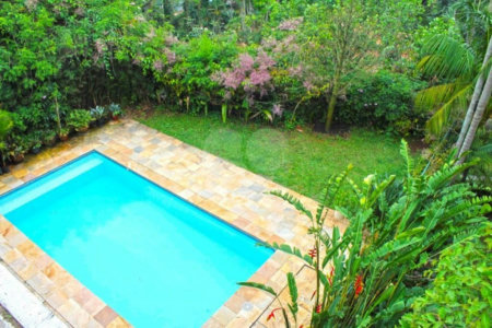 Casa à venda com 3 quartos, sendo 1 suíte, em Guarapiranga, São Paulo, SP