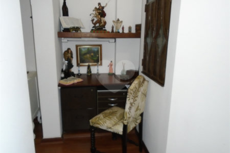 Casa Térrea à venda com 3 quartos, sendo 1 suíte,  em Alto da Boa Vista, São Paulo, SP