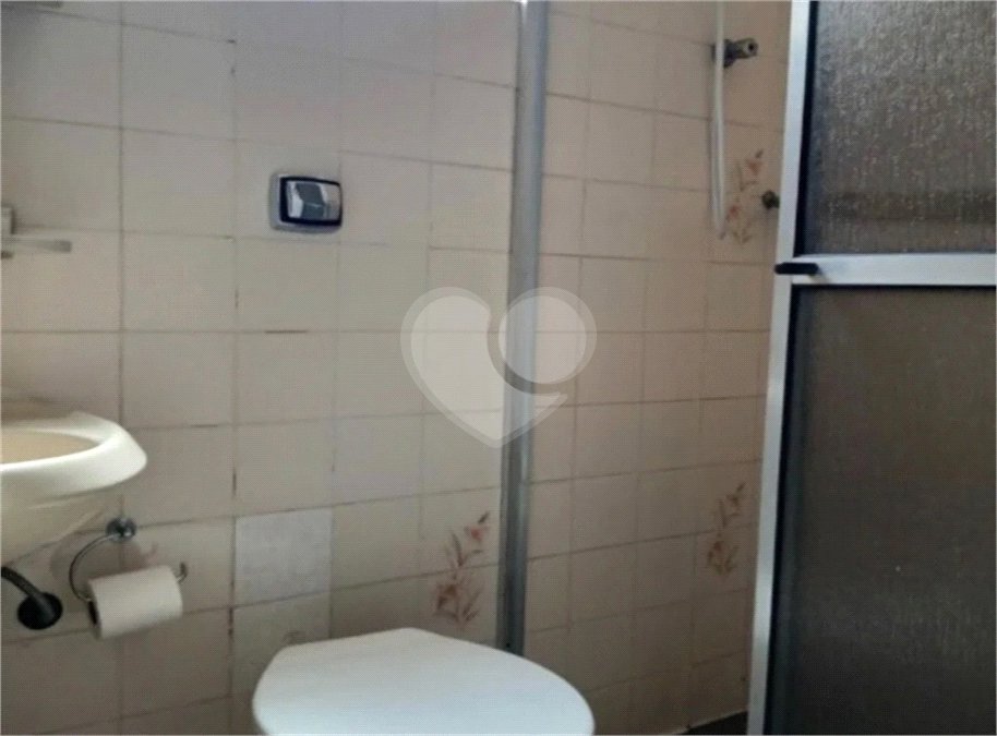Casa à venda com 3 quartos, sendo 1 suíte, em Vila Mariana, São Paulo, SP