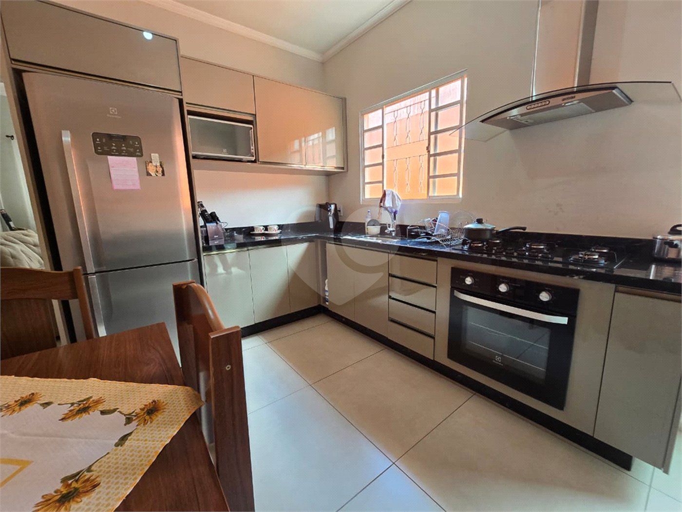 Casa à venda com 2 quartos em Vila Carvalho, Itapetininga, SP