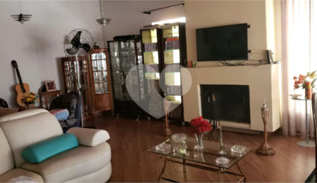 Casa à venda com 4 suítes no condomínio Alpes da Cantareira, Mairiporã - SP