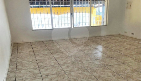 Sobrado à venda com 3 quartos em Jardim Peri, São Paulo, SP