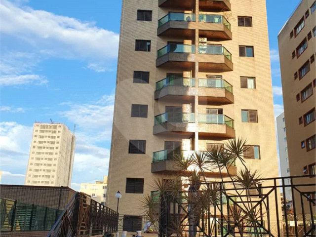 Apartamento à venda com 3 quartos, sendo 1 suíte,  em Vila Paulicéia, São Paulo, SP