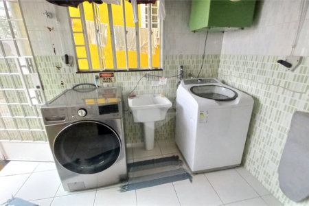 Sobrado à venda com 3 quartos, sendo 1 suíte, em Vila Gomes, São Paulo, SP