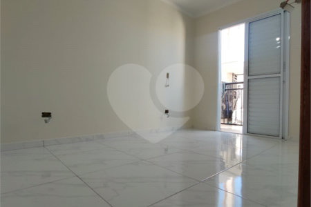 Casa à venda com 2 quartos no condomínio Ari Gomes, São Paulo - SP