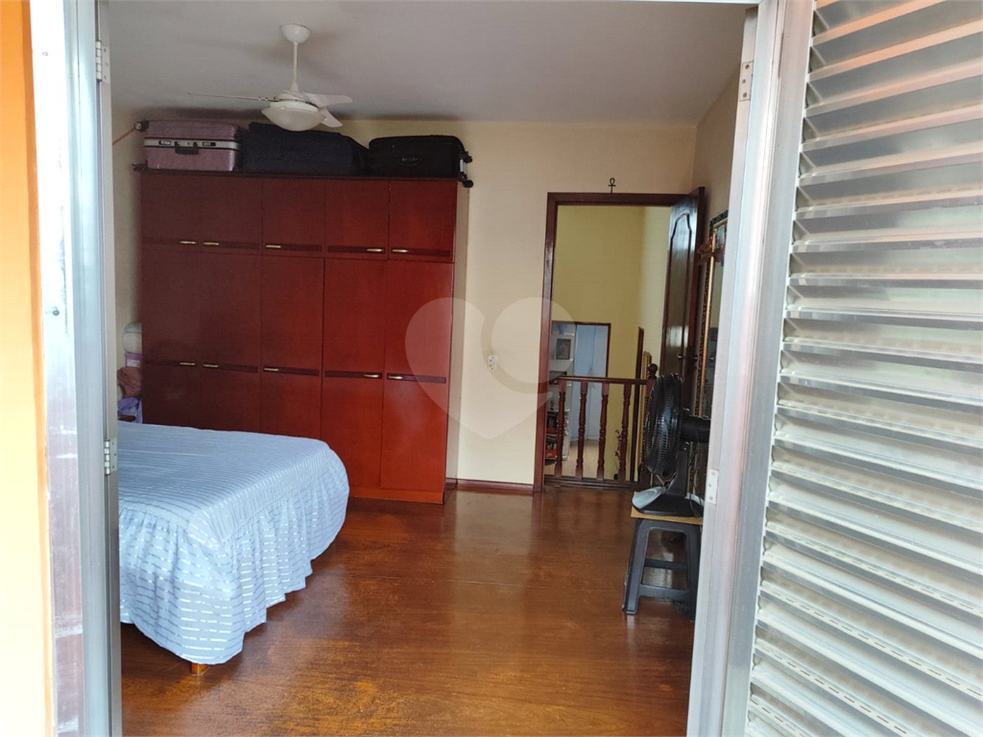 Sobrado à venda com 4 quartos, sendo 1 suíte,  em Saúde, São Paulo, SP