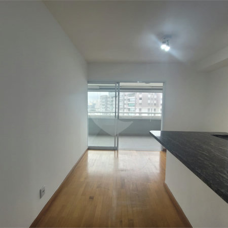 Apartamento à venda ou para alugar com 2 quartos, sendo 1 suíte, em Parque Industrial Tomas Edson, São Paulo, SP