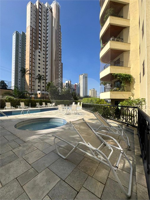 Apartamento à venda com 3 suítes em Jardim Anália Franco, São Paulo, SP