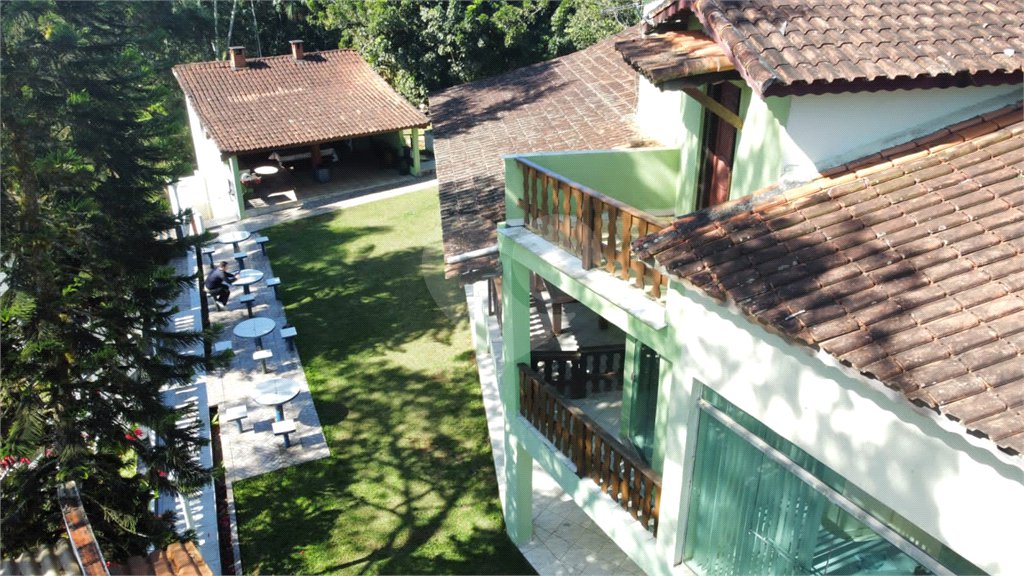 Sítio à venda com 8 quartos, sendo 4 suítes, em Boa Vista, Mogi das Cruzes, SP