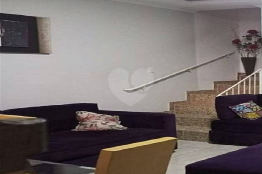 Sobrado à venda com 3 quartos, sendo 2 suítes, em Parada Inglesa, São Paulo, SP