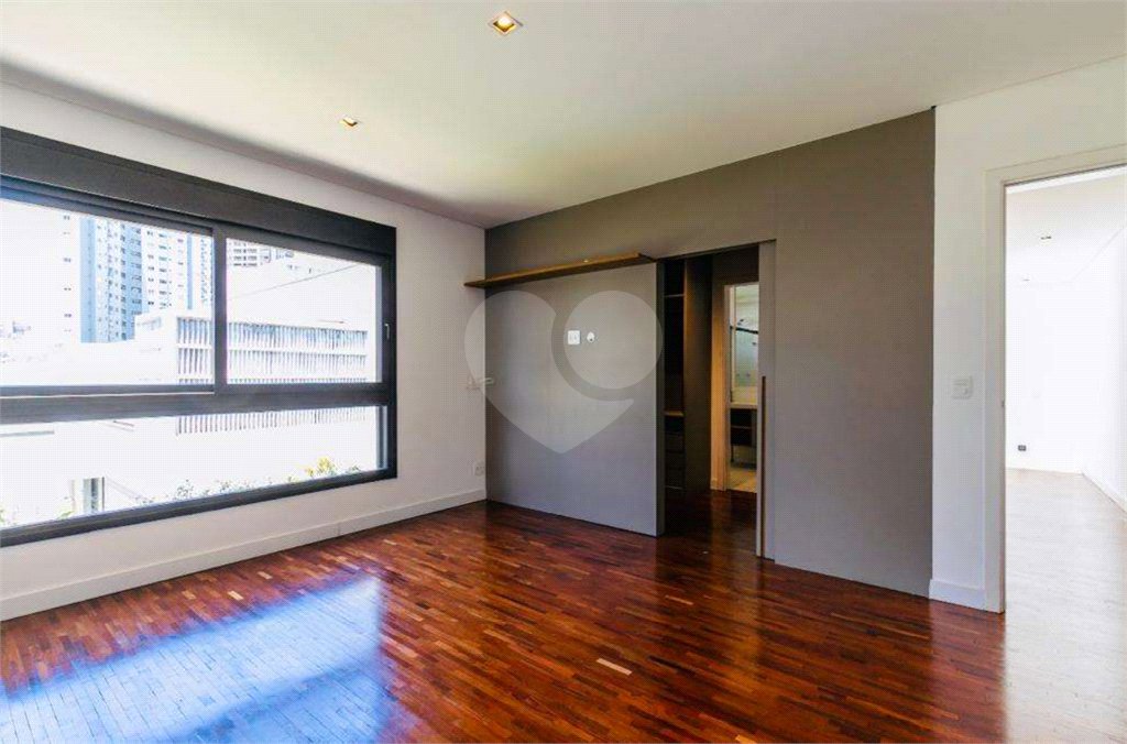 Casa à venda com 3 suítes no condomínio Boulevard Ibirapuera, São Paulo - SP
