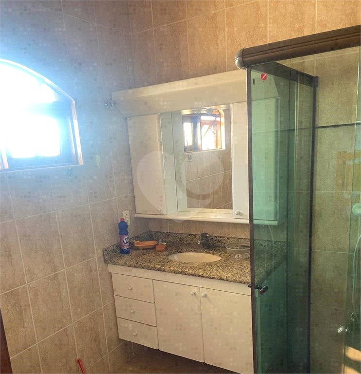 Sobrado à venda com 3 quartos, sendo 1 suíte,  em Jardim Selma Helena, Poá, SP