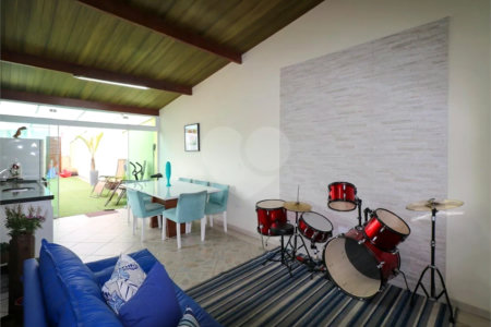 Cobertura à venda com 3 quartos, sendo 1 suíte,  em Santa Maria, Santo André, SP