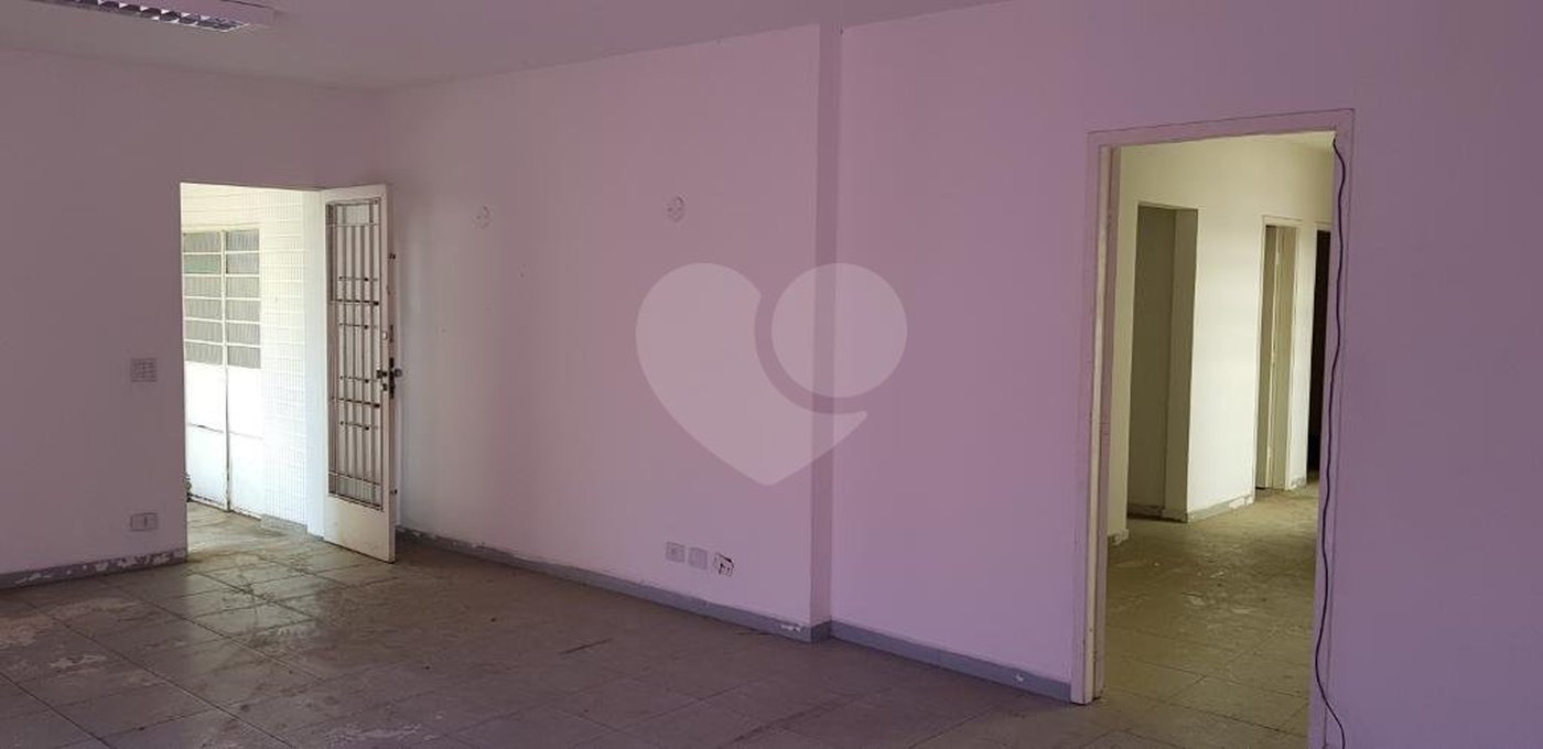 Casa à venda com 4 quartos em Vila Clementino, São Paulo, SP