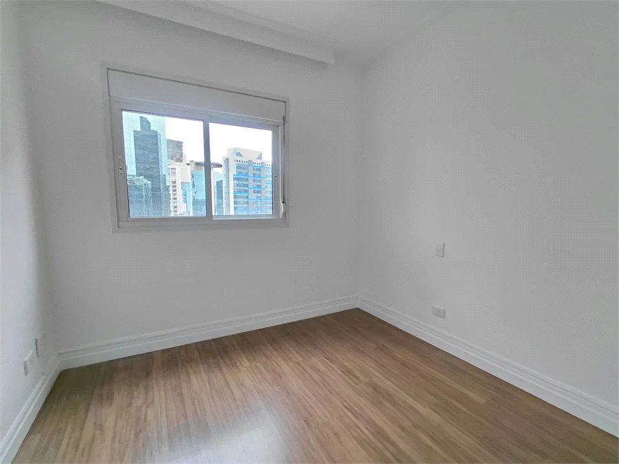 Apartamento à venda com 2 quartos, sendo 1 suíte,  em Pinheiros, São Paulo, SP