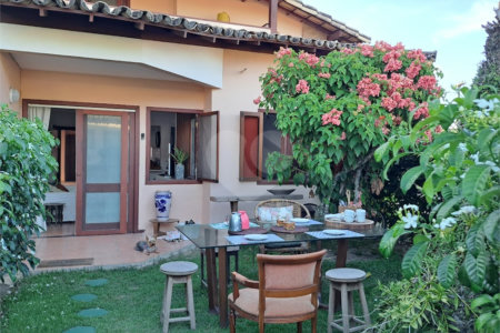 Casa à venda com 2 quartos em Taperapuan, Porto Seguro, BA