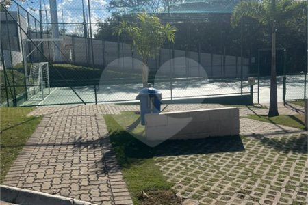 Casa à venda ou para alugar com 2 quartos, sendo 4 suítes, no condomínio Residencial Jardim Bréscia, Indaiatuba - SP