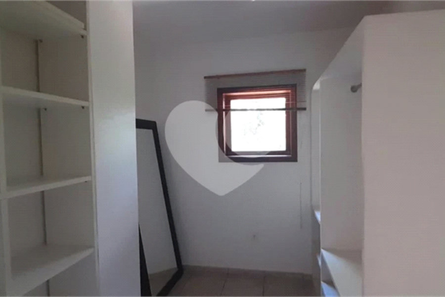 Casa à venda com 3 suítes no condomínio Sausalito, Mairiporã - SP