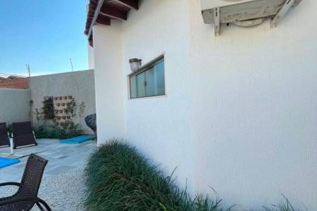 Casa à venda com 3 quartos, sendo 1 suíte,  em Santos Dumont, Três Lagoas, MS