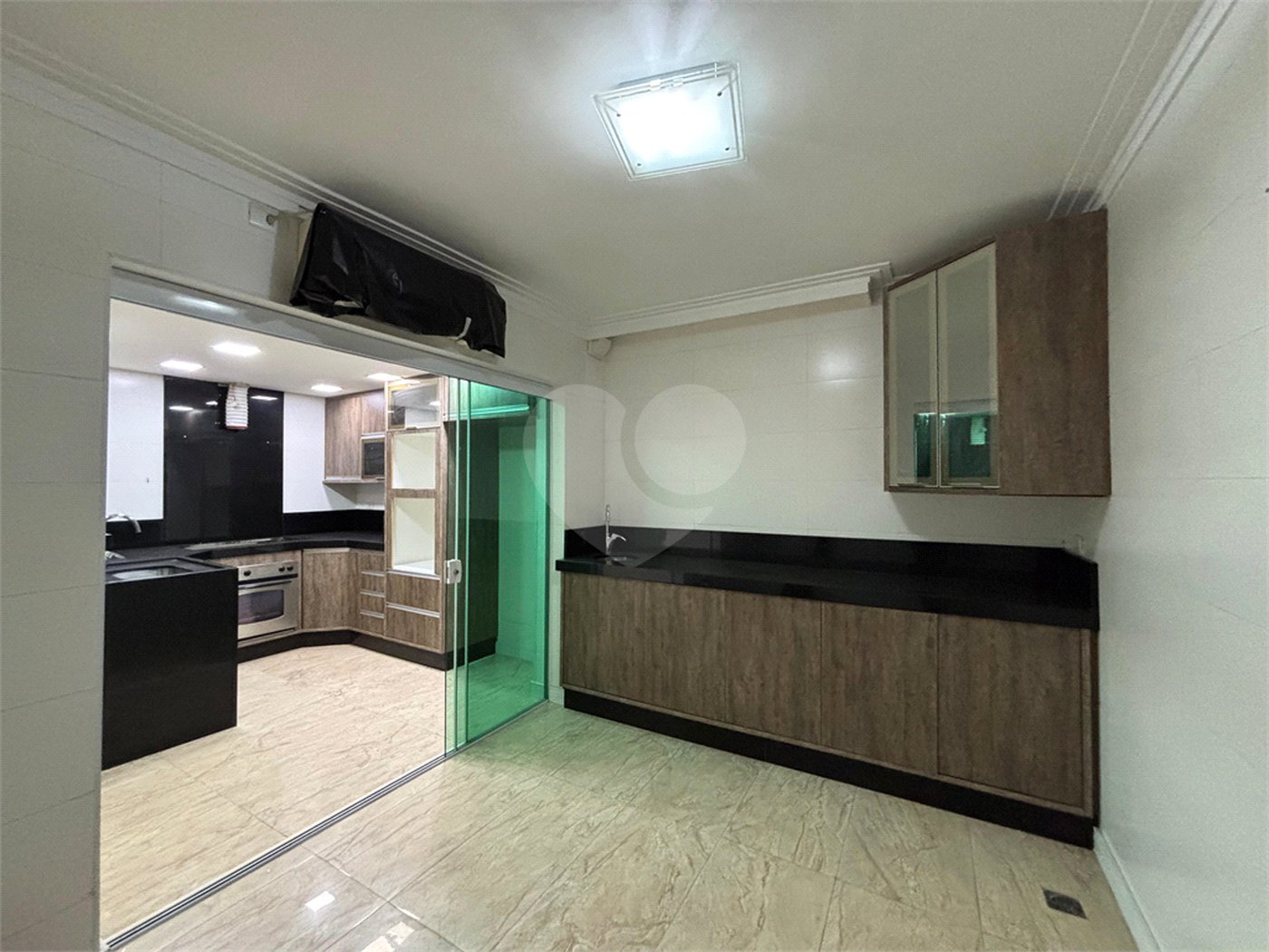 Casa à venda com 3 quartos, sendo 1 suíte,  em Jardim Santa Mena, Guarulhos, SP