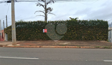 Casa à venda com 2 suítes em Vila Progresso, Itapetininga, SP