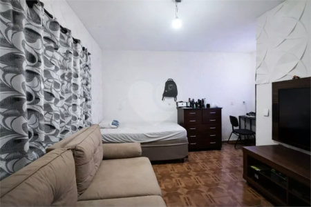 Sobrado à venda com 3 quartos, sendo 2 suítes, em Jardim Roberto, Osasco, SP