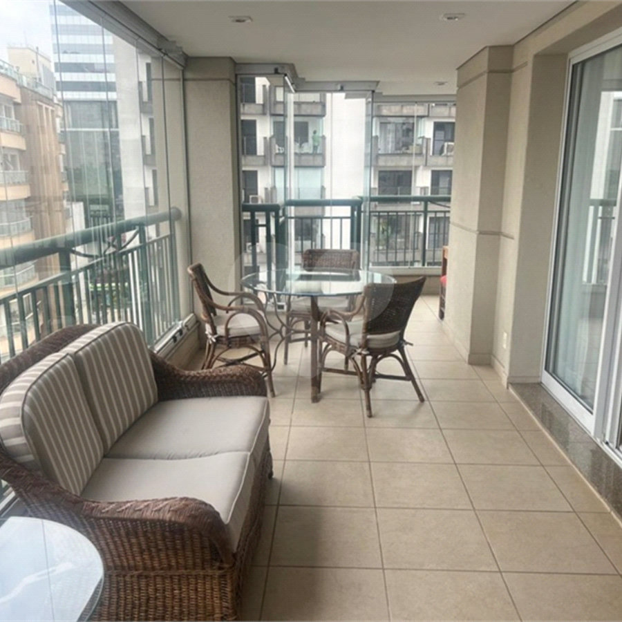 Apartamento para alugar com 3 quartos, sendo 2 suítes, em Jardim Paulista, São Paulo, SP