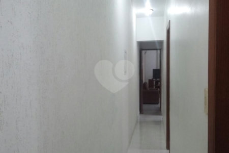 Casa à venda com 3 quartos, sendo 1 suíte, em Jardim Pinheiros, São Paulo, SP