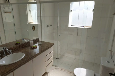 Sobrado à venda com 4 suítes em Vila Inah, São Paulo, SP