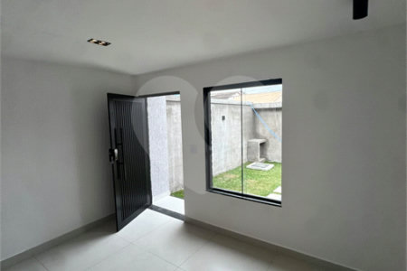 Casa à venda com 2 quartos, sendo 1 suíte, em Pedra de Guaratiba, Rio de Janeiro, RJ