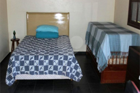 Casa à venda com 4 quartos, sendo 2 suítes, no condomínio Vinhas da Vista Alegre - Lado Sede, Vinhedo - SP