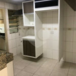 Casa à venda ou para alugar com 4 quartos, sendo 1 suíte, no condomínio Village Jardim Versailles, Jundiaí - SP