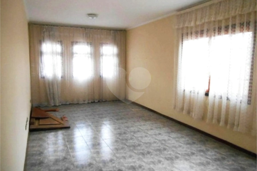 Sobrado à venda com 3 quartos, sendo 1 suíte,  em Santa Terezinha, São Paulo, SP