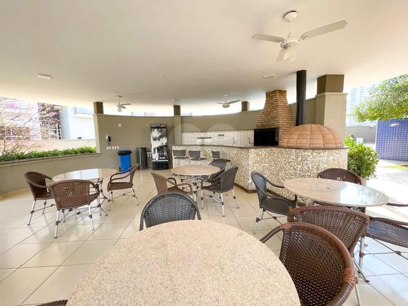 Apartamento à venda com 3 quartos, sendo 1 suíte, em Bosque da Saúde, Cuiabá, MT