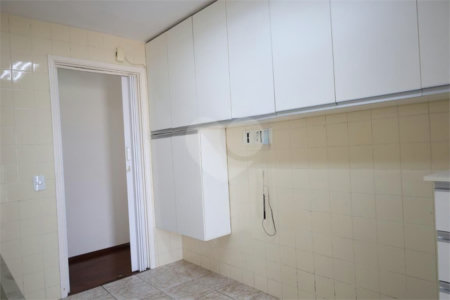 Apartamento à venda com 3 quartos, sendo 1 suíte, em Jardim da Campina, São Paulo, SP