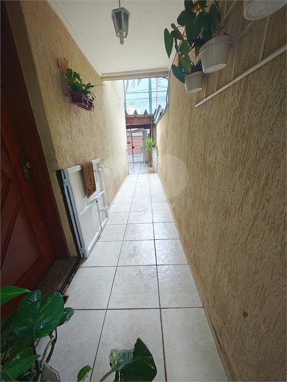 Sobrado à venda com 3 quartos, sendo 1 suíte,  em Tremembé, São Paulo, SP
