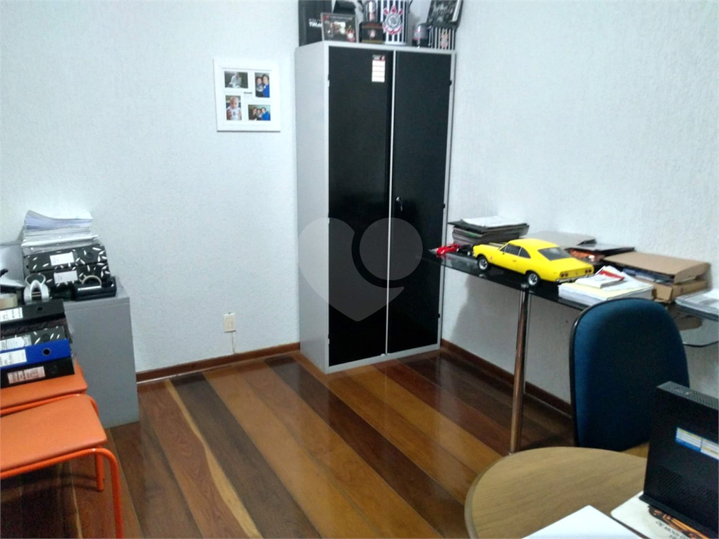 Casa à venda com 3 quartos, sendo 2 suítes,  em Vila Suissa, Mogi das Cruzes, SP