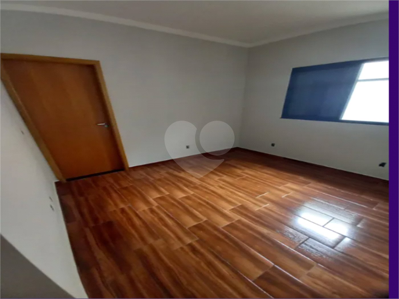 Casa à venda com 3 quartos, sendo 1 suíte, no condomínio Horto Florestal Iii, Sorocaba - SP